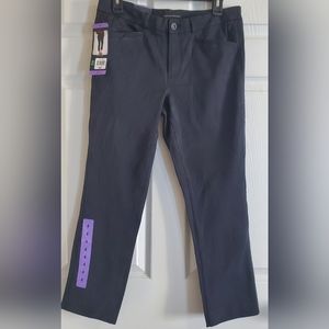 NWT Banana Republic Woman's Slim Streight Cropped Rayon Cotton Pants. Size 4